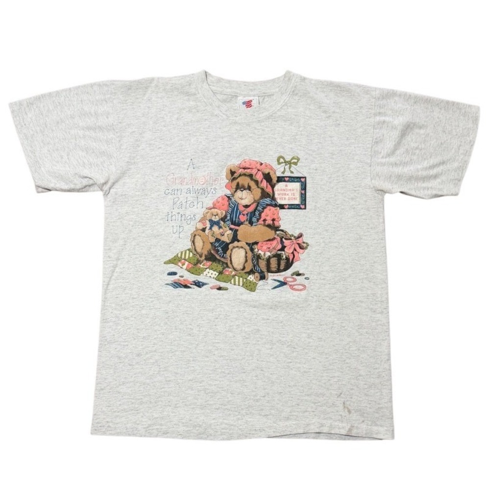 Vintage 90s Cute Grandmother Teddy Bear Cottagecore Graphic Eclectic Art T-shirt